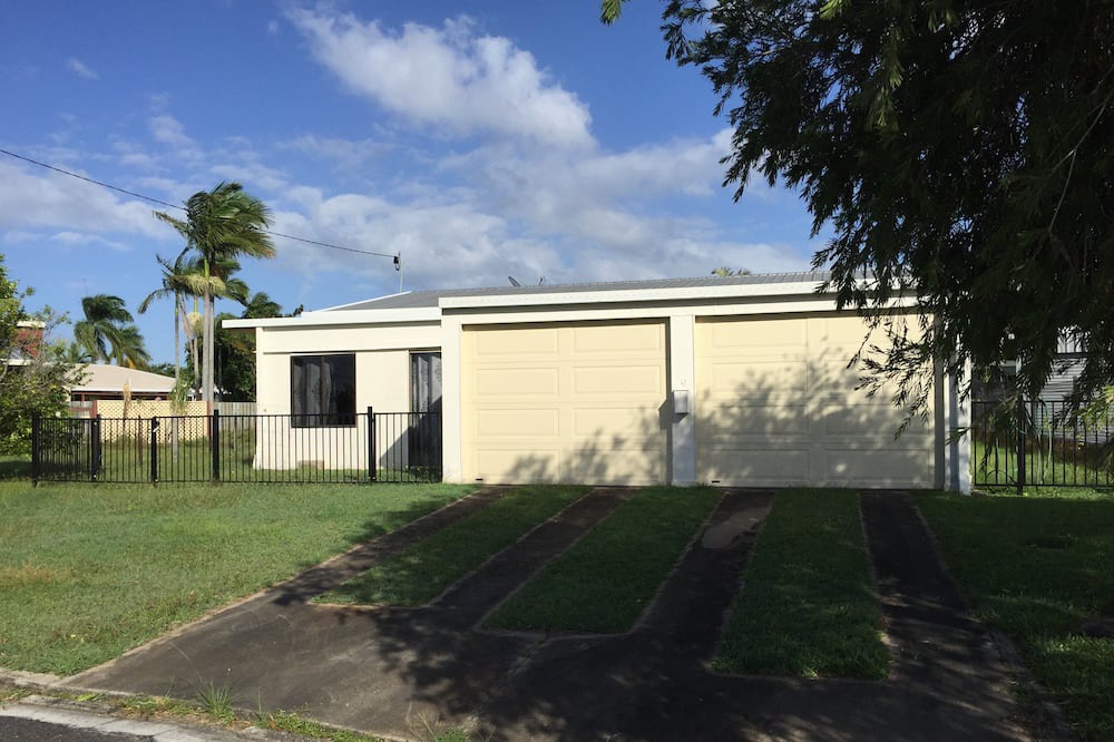 Photo of Others in Tin Can Bay