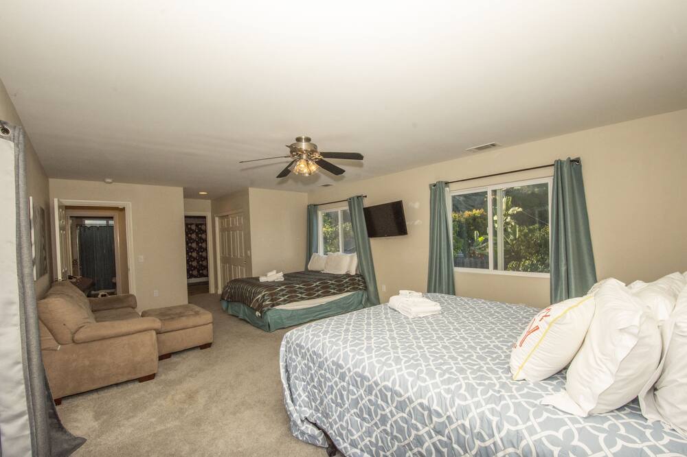 Photo of Bedroom in College West