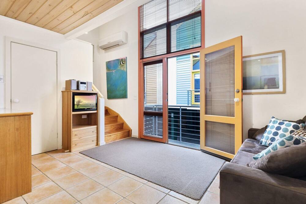 Photo of Livingroom in Lorne