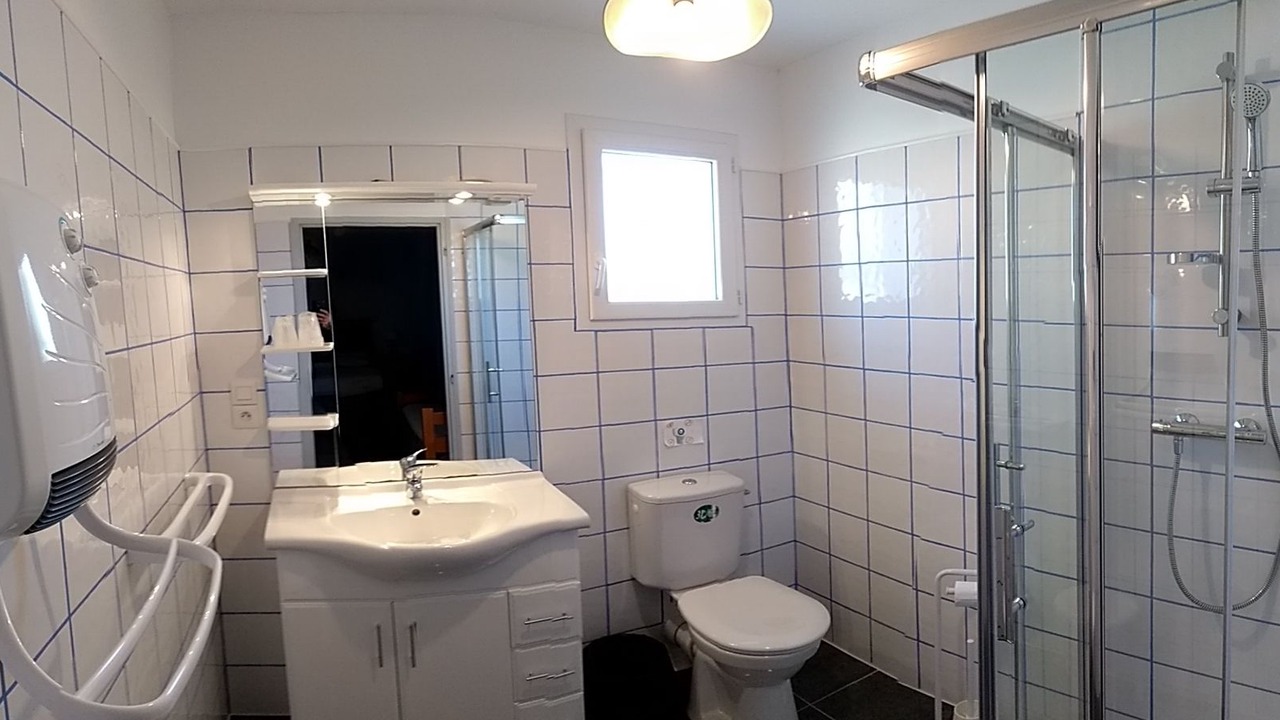 Photo of Bathroom in Saint-Andre-les-Alpes