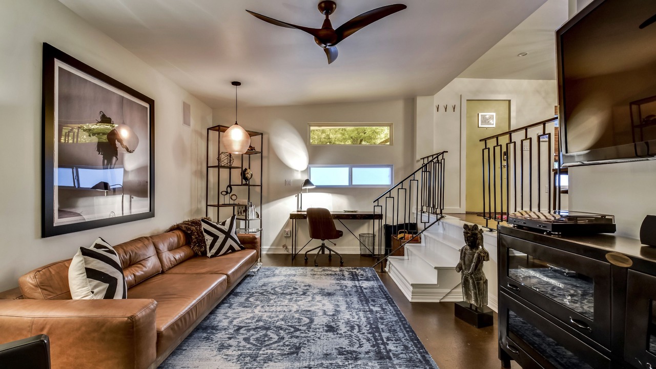 Photo of Bedroom in East Cesar Chavez