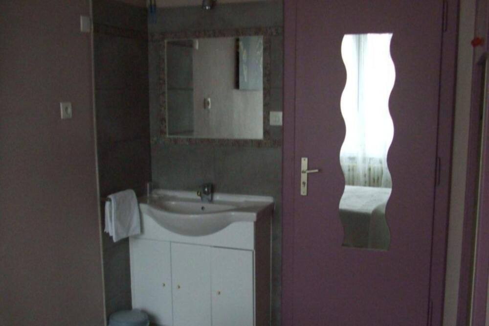 Photo of Bathroom in Hagondange