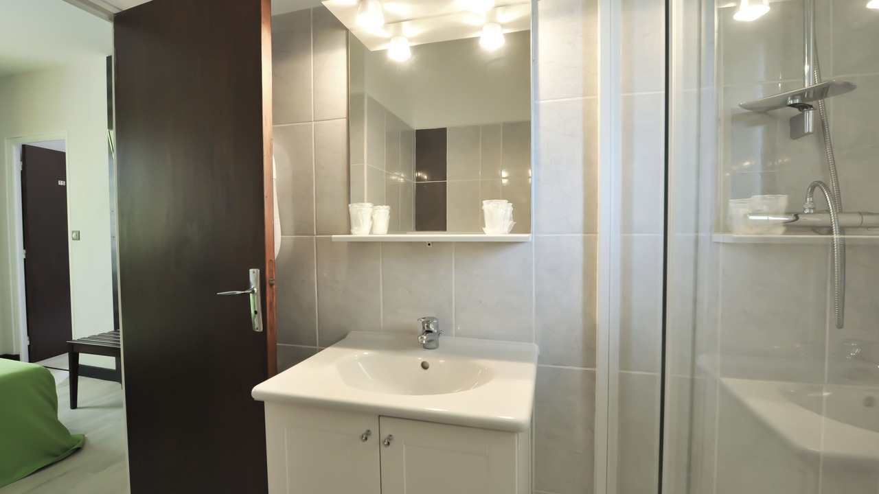 Photo of Bathroom in Cressensac