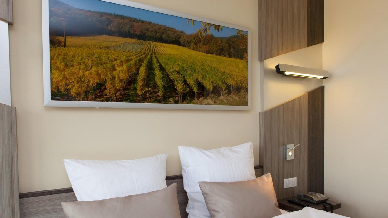 Photo of Others in Rott