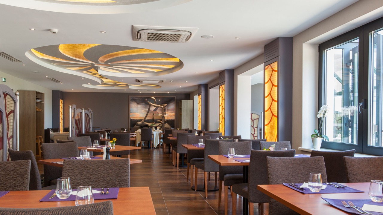 Photo of Others in Rott