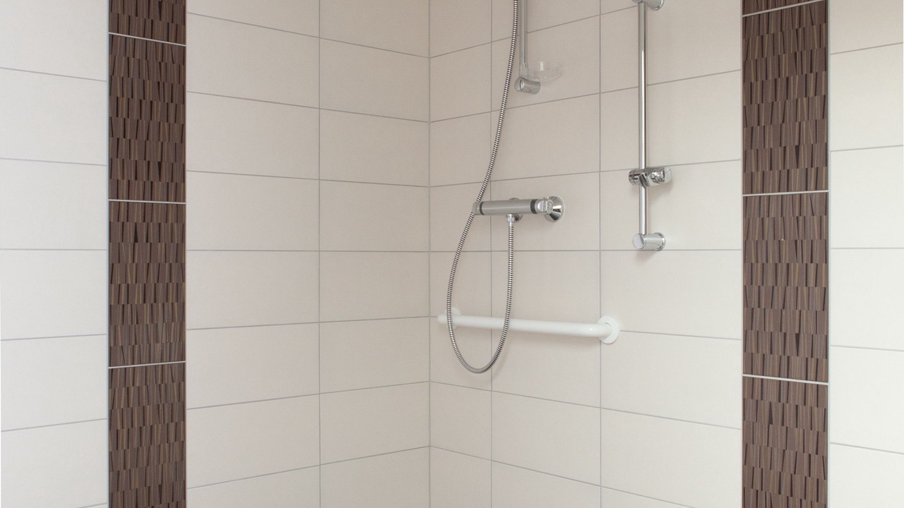 Photo of Bathroom in Rott