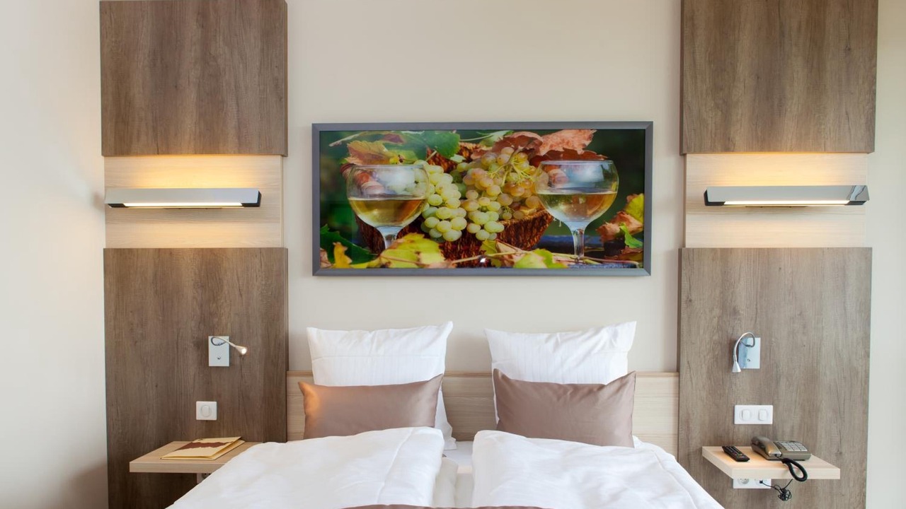 Photo of Others in Rott