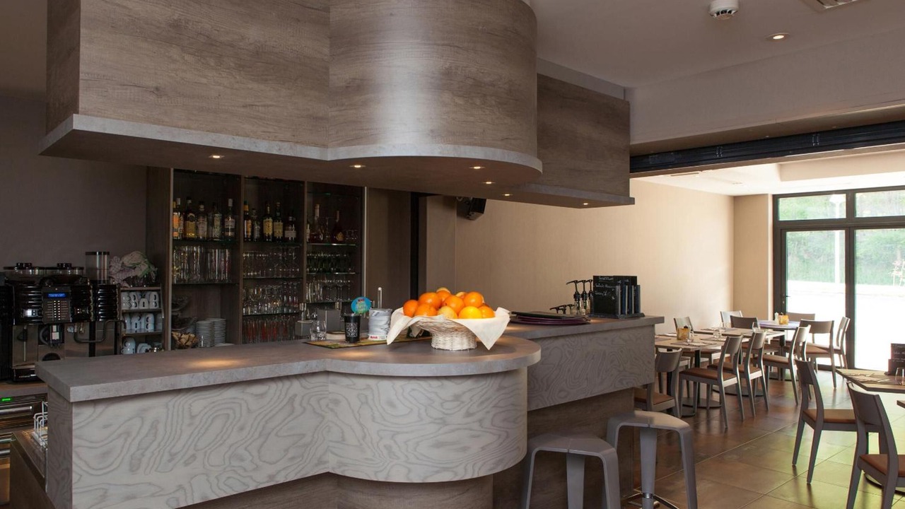 Photo of Others in Rott