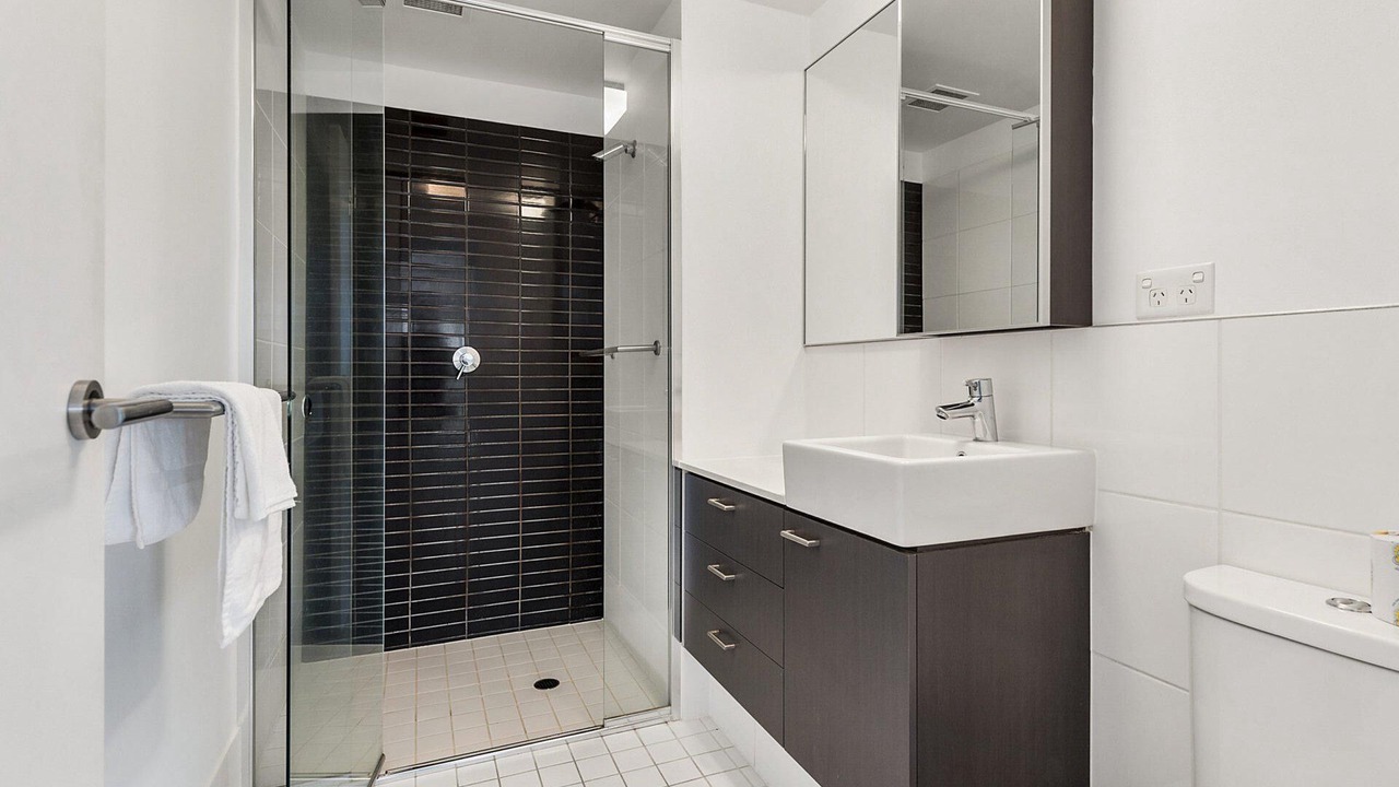 Photo of Others in Lorne