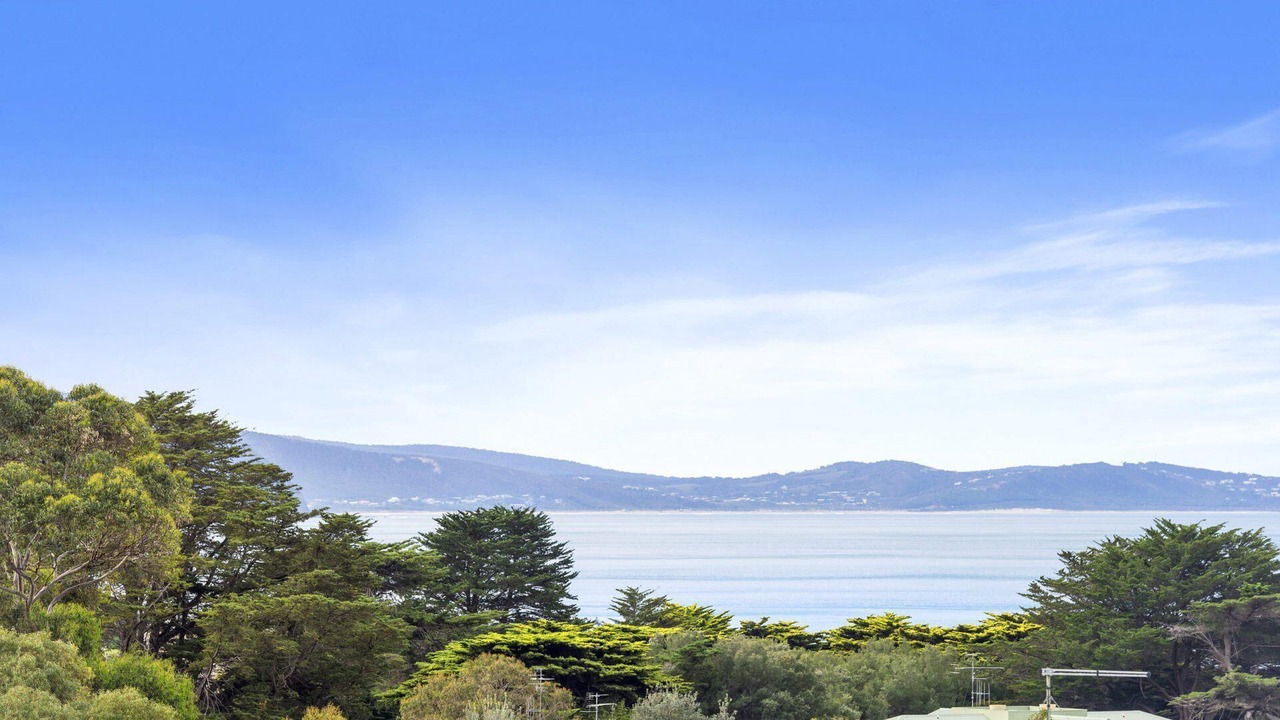 Photo of Others in Lorne