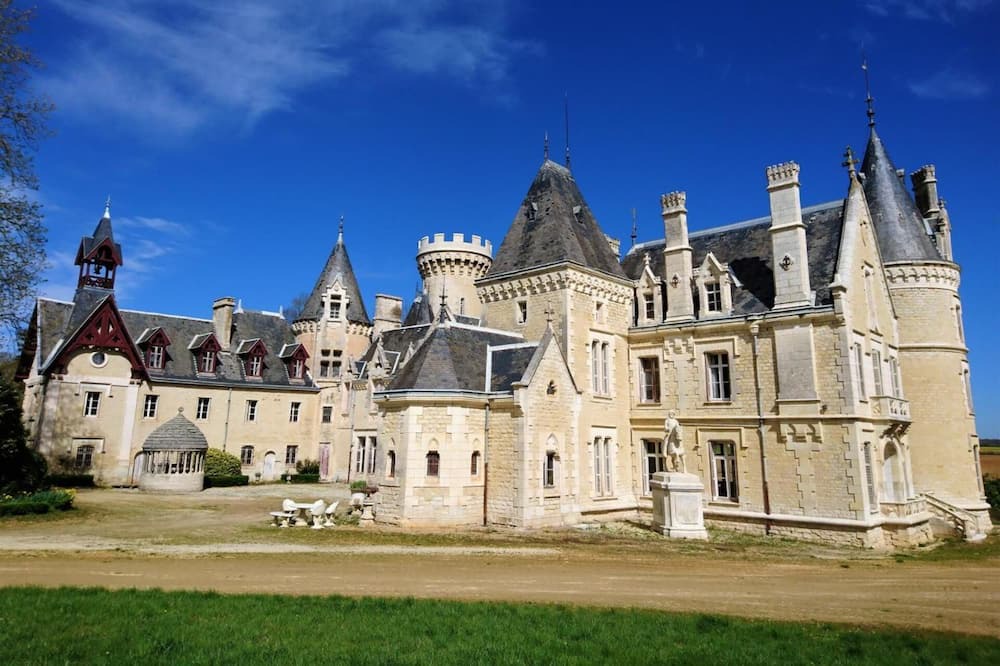 Photo of Outdoor in Londigny