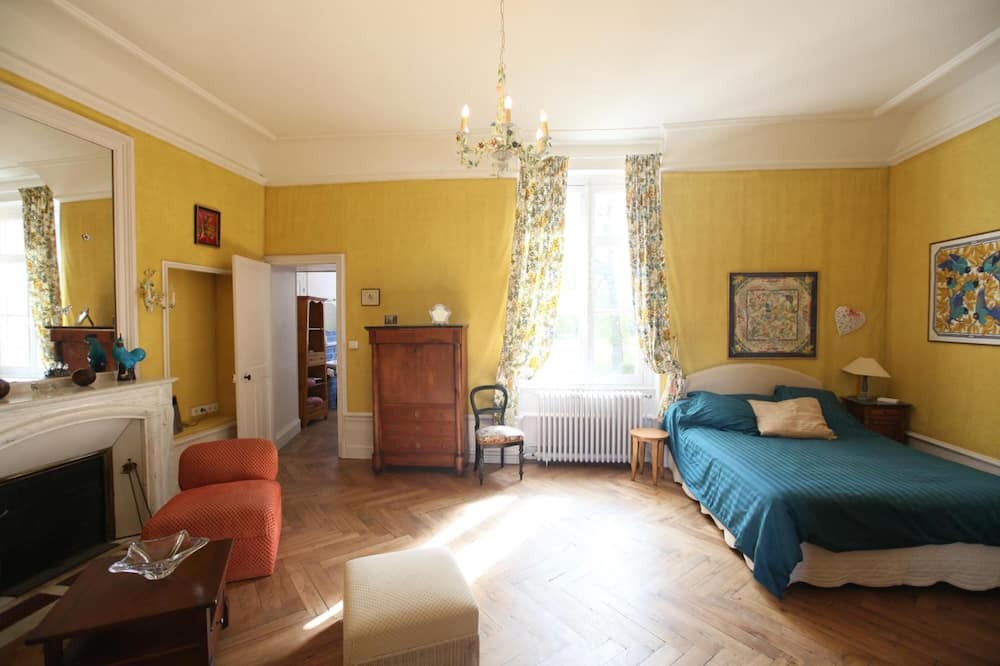 Photo of Bedroom in Londigny