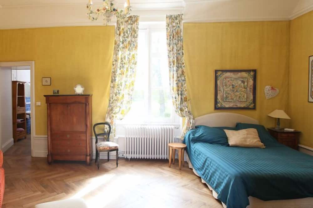 Photo of Bedroom in Londigny