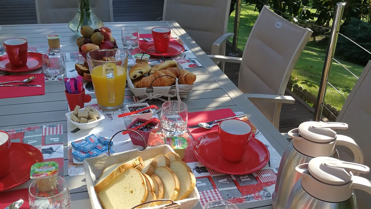 Photo of Others in Lamothe-Montravel