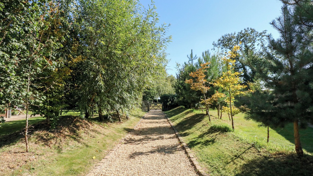 Photo of Outdoor in Barnsdale