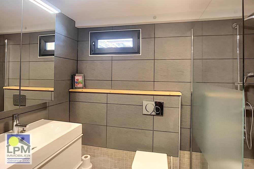 Photo of Bathroom in Leysin