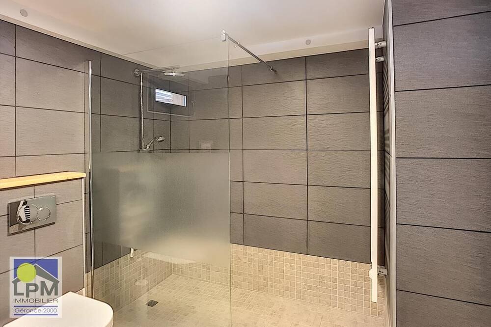 Photo of Bathroom in Leysin