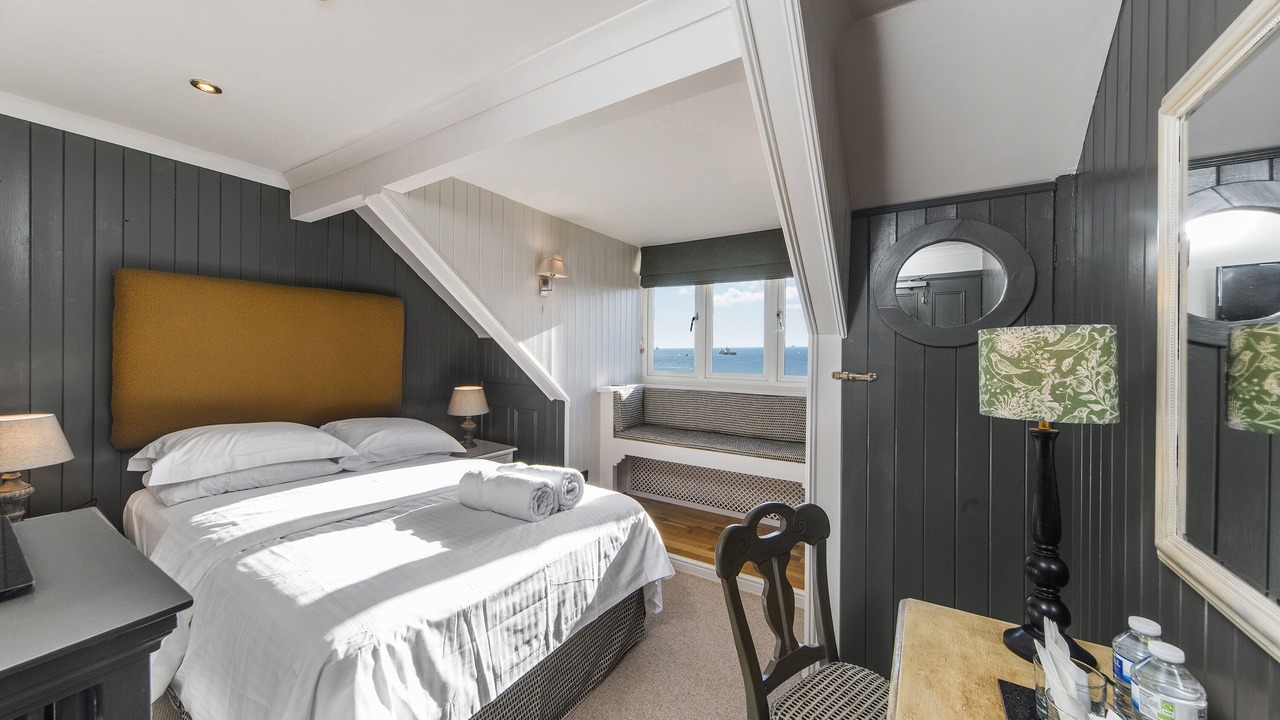 Photo of Bedroom in Maenporth