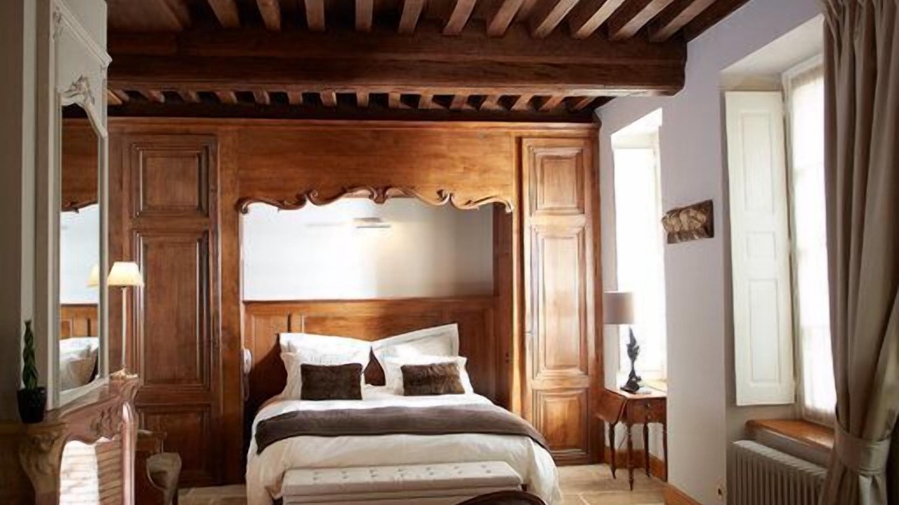 Photo of Bedroom in Beaune City Centre