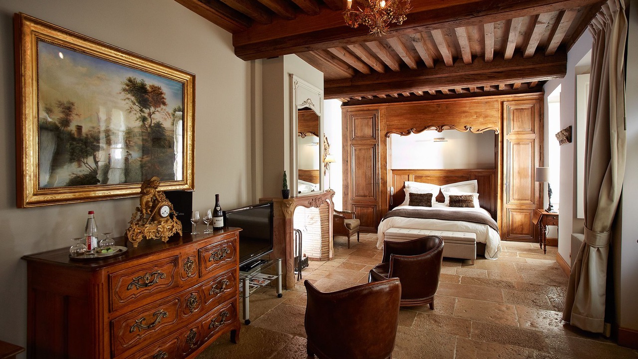 Photo of Bedroom in Beaune City Centre