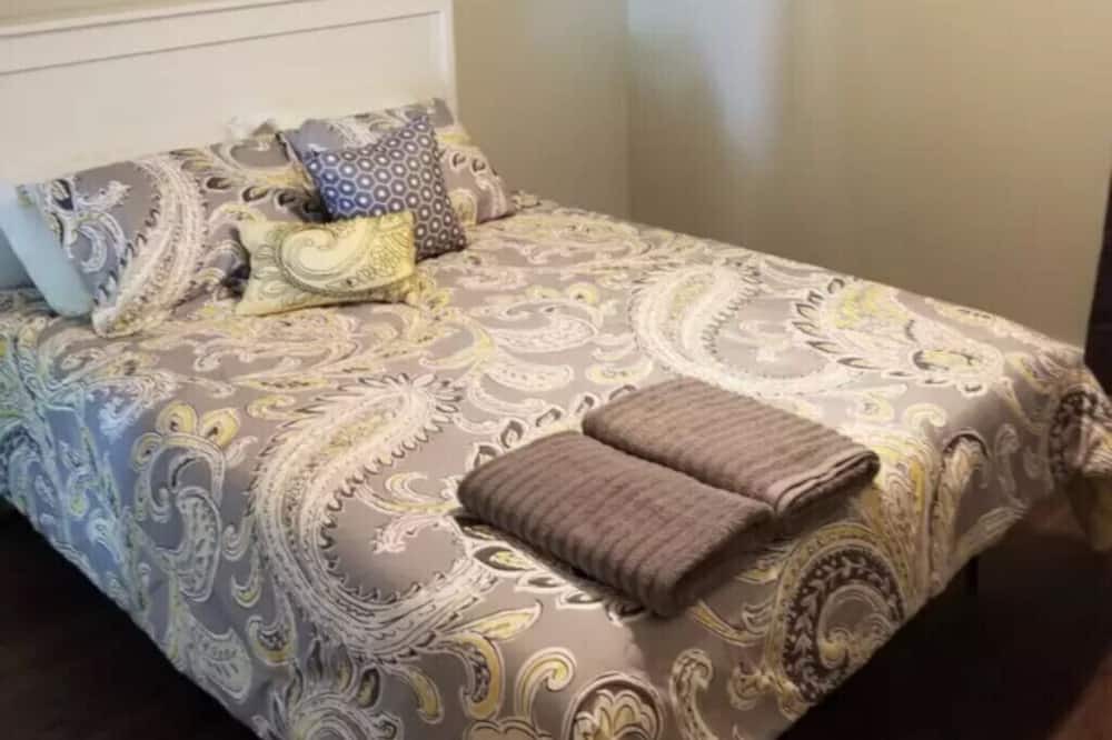 Photo of Bedroom in Niota