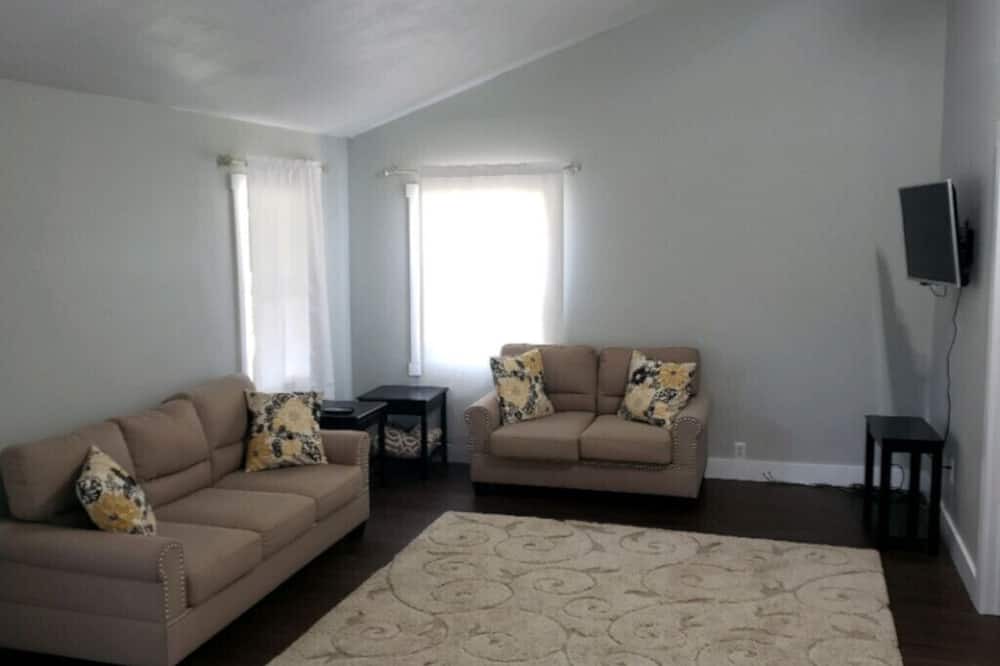 Photo of Livingroom in Niota