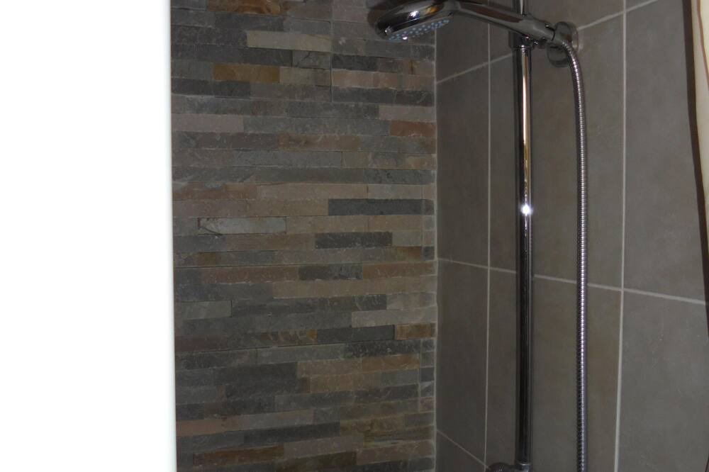 Photo of Bathroom in La Bastide-d'Engras