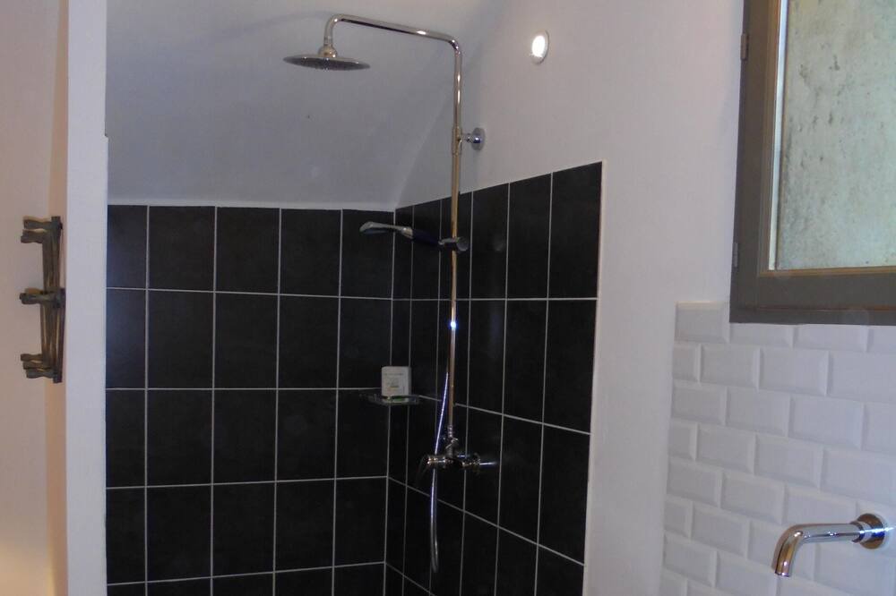Photo of Bathroom in La Bastide-d'Engras