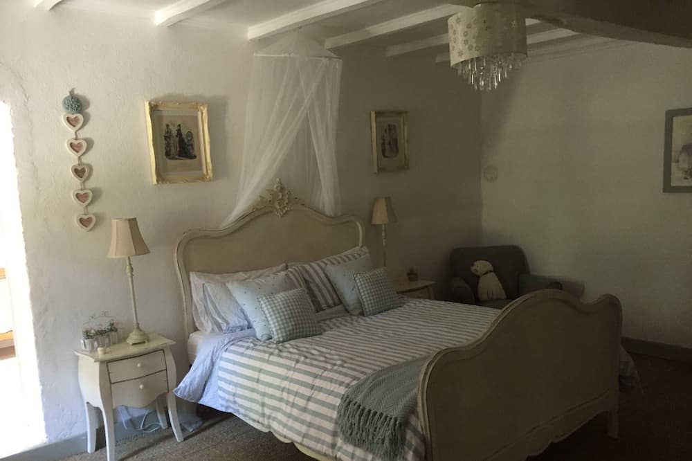 Photo of Bedroom in Monflanquin