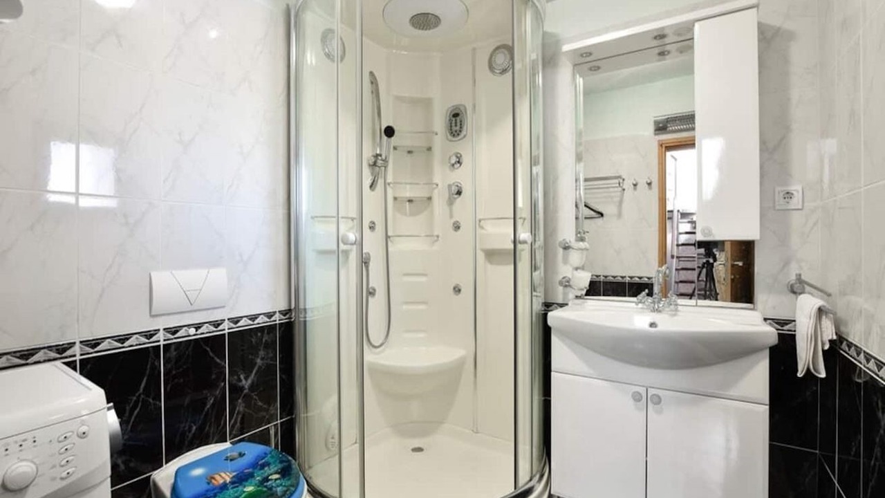 Photo of Others in Skrip