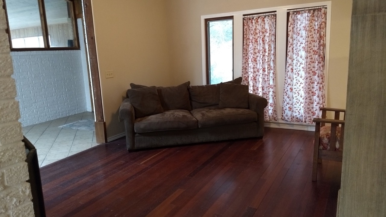 Photo of Livingroom in Parker