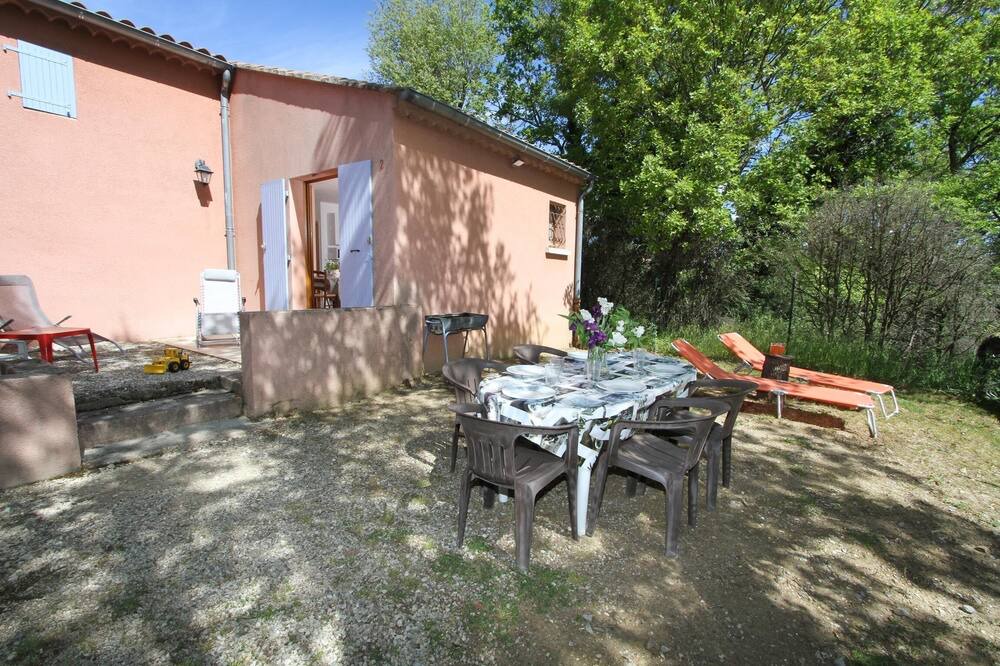 Photo of Patio Balcony in Salavas