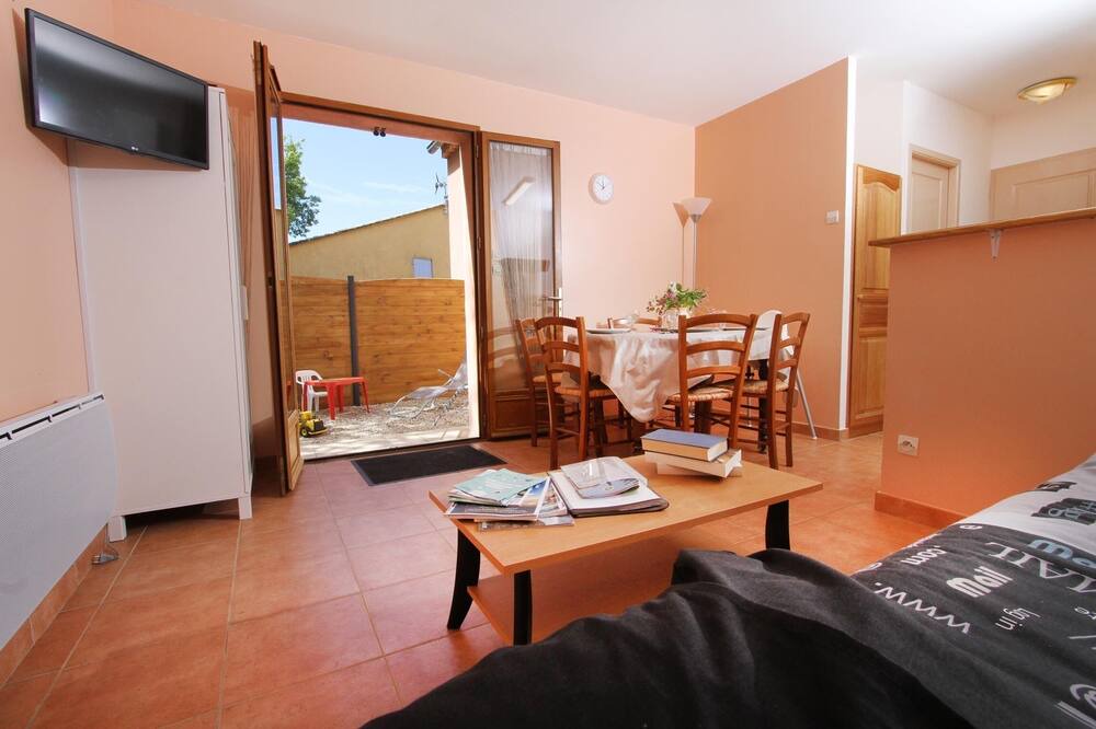 Photo of Livingroom in Salavas