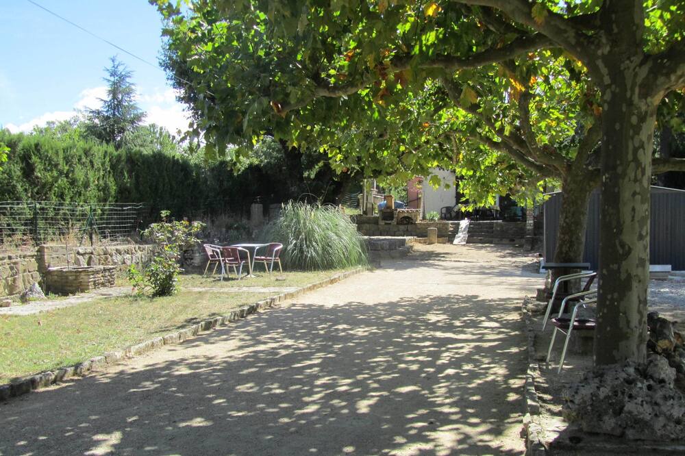 Photo of Outdoor in Salavas