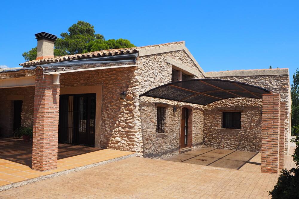 Photo of Outdoor in Tortosa
