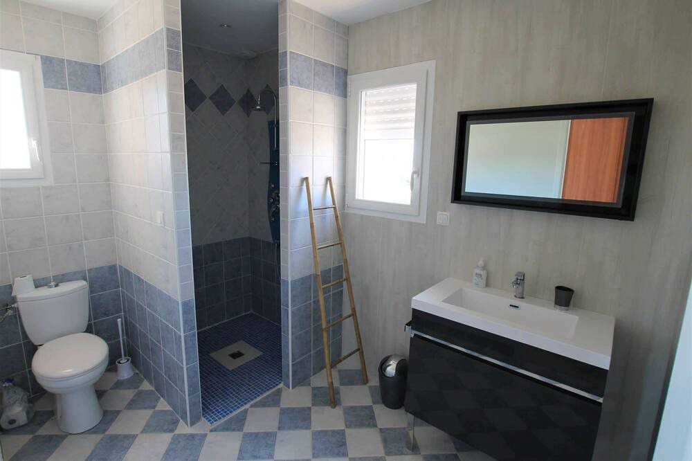 Photo of Bedroom in Talmont-Saint-Hilaire