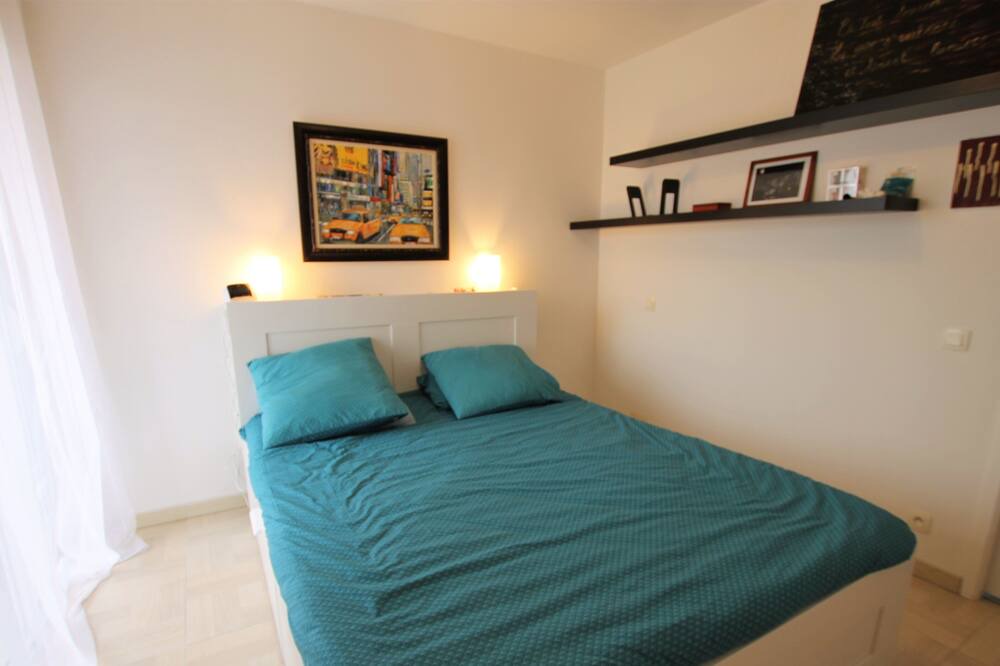 Photo of Bedroom in Talmont-Saint-Hilaire