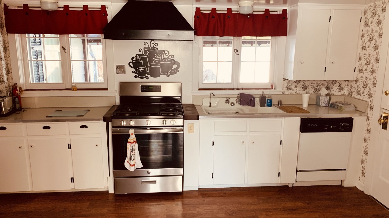 Photo of Kitchen in Conneaut