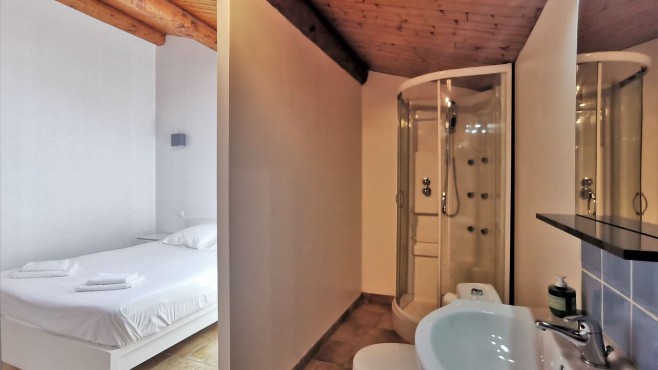 Photo of Others in Visan