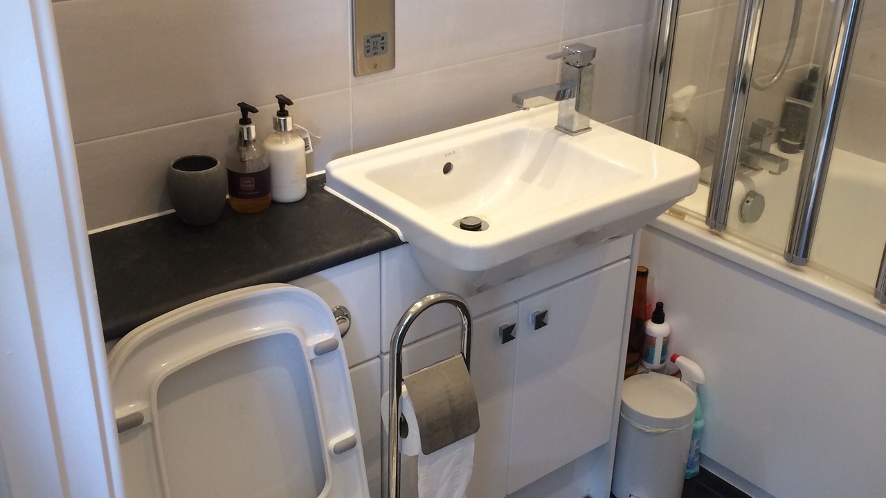 Photo of Others in Shadwell