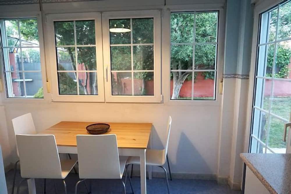 Photo of Kitchen in Grinon