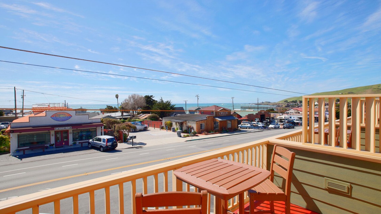 Photo of Patio Balcony in Cayucos