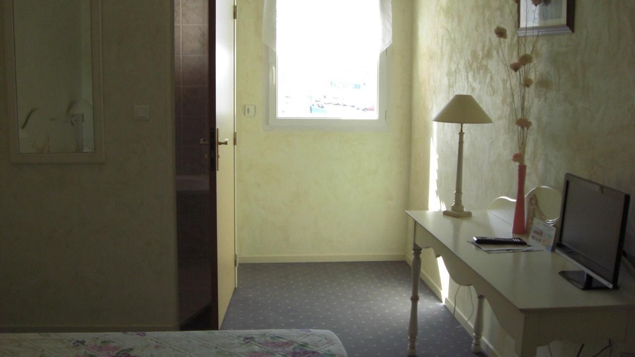 Photo of Others in Chinon
