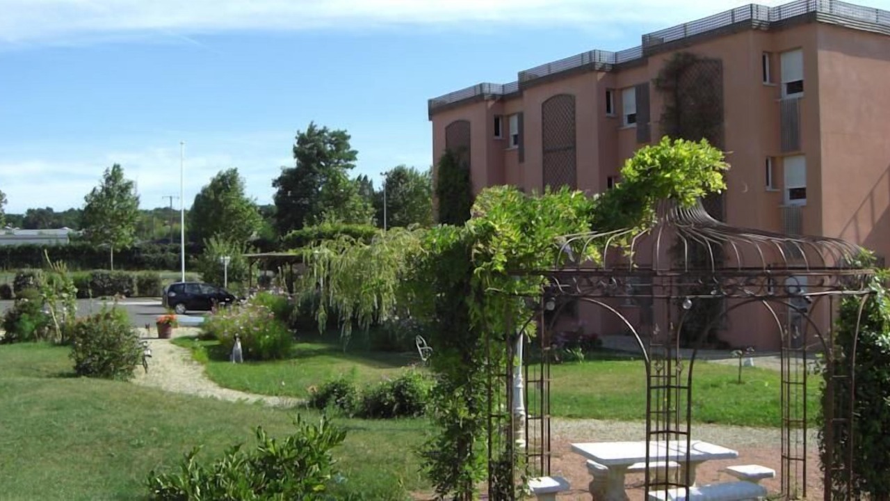 Photo of Outdoor in Chinon
