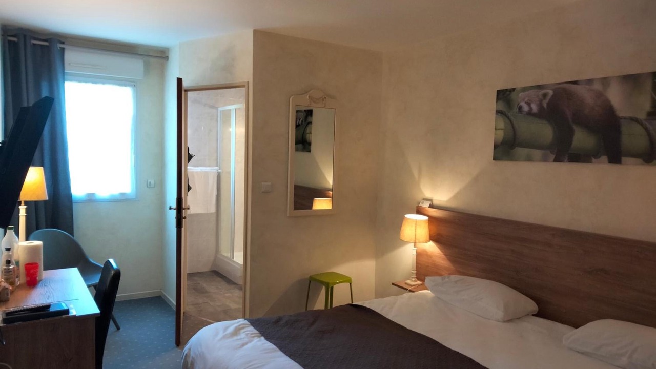 Photo of Others in Chinon