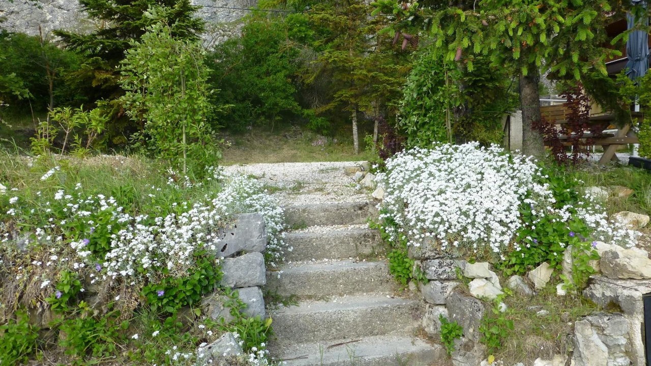 Photo of Outdoor in Seranon