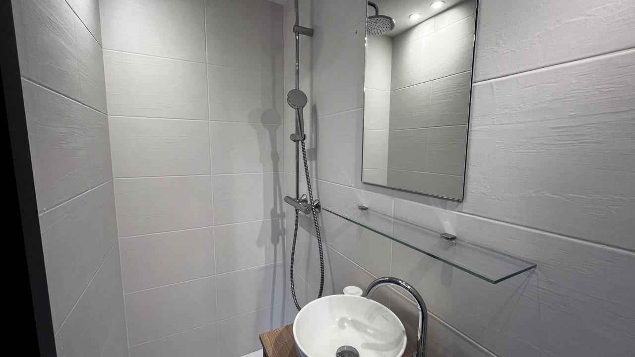 Photo of Others in Seranon