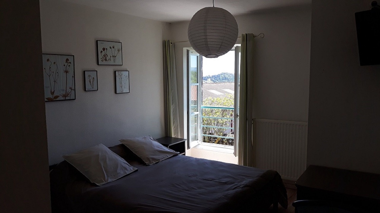 Photo of Bedroom in Olloix