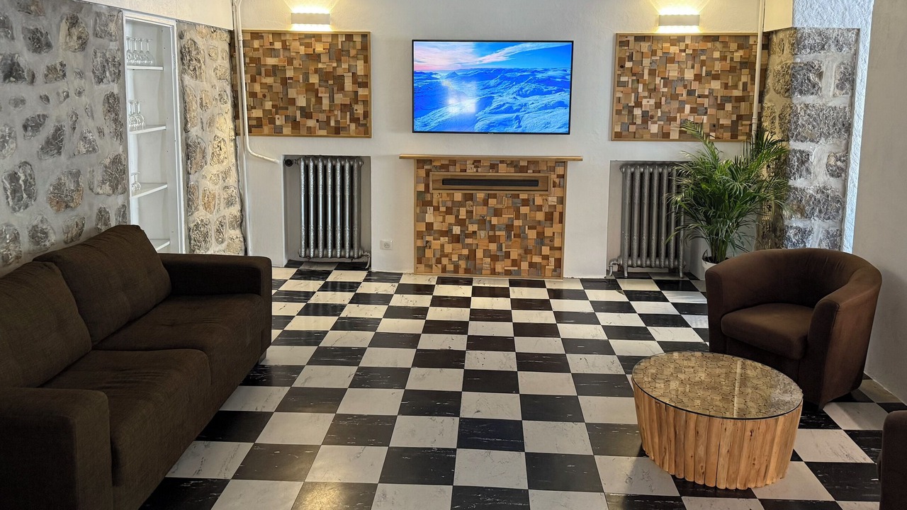 Photo of Others in Levens