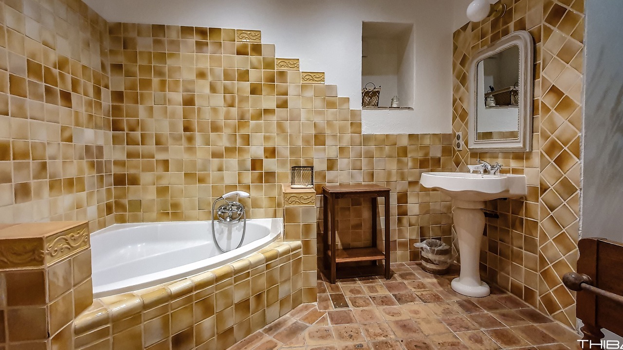 Photo of Bathroom in Aubais